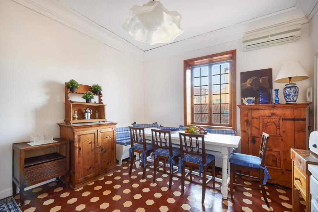 Ca' Fenice, Charming Apartment In San Marco, Sleep 7 Венеция Экстерьер фото