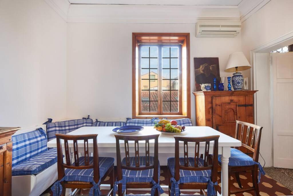 Ca' Fenice, Charming Apartment In San Marco, Sleep 7 Венеция Экстерьер фото
